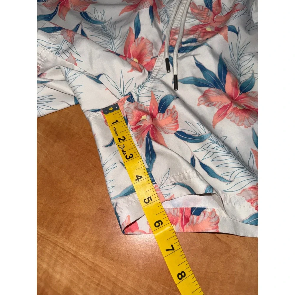 American Eagle Mens Floral Swim Trunks White Pink Tropical XS Short‎ Inseam